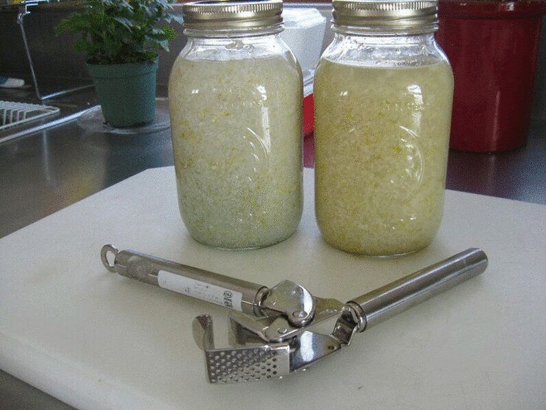 Tintura d'aglio per aumentare la potenza a casa